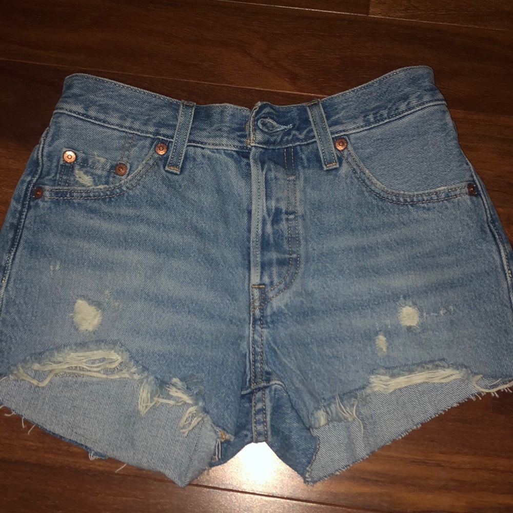 Levi ripped jean shorts